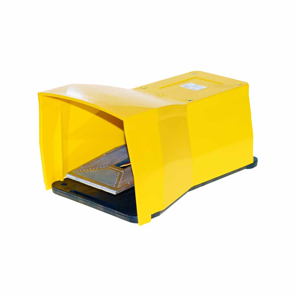 Kuhnke 76 series yellow foot pedal valve